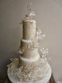 Couture Cakes 788097 Image 0