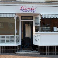 Picnic Pantry Cafe and Sandwich shop with outside buffet catering 789268 Image 0