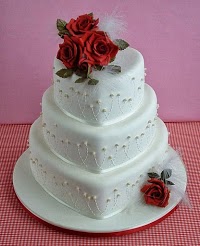 Sandra Monger Bespoke Wedding Cakes 781561 Image 0